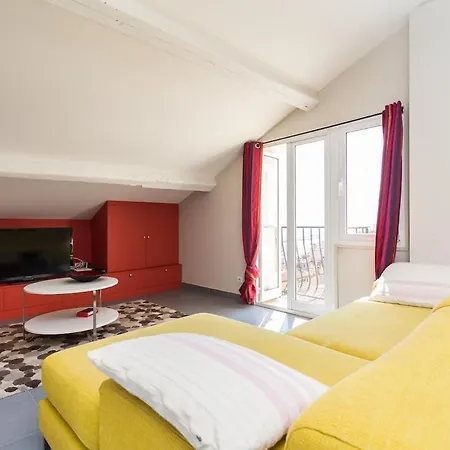 Historical Center 70 Sqm Seaview Palais *