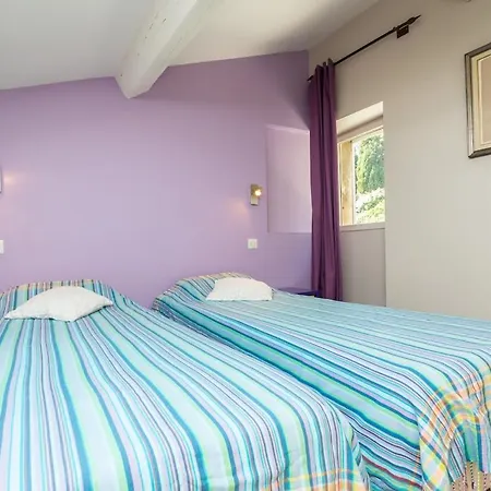 Historical Center 70 Sqm Seaview Palais