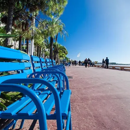 Apartmán Historical Center 70 Sqm Seaview Palais
